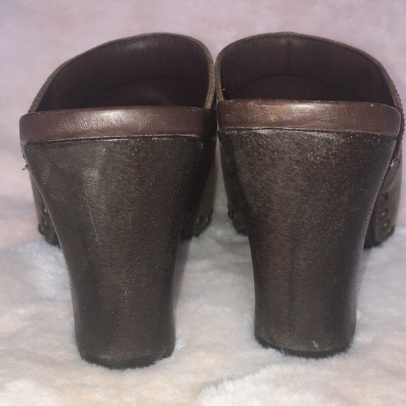 Dansko Brown Distressed Clogs Mules Heels - Picture 10 of 11